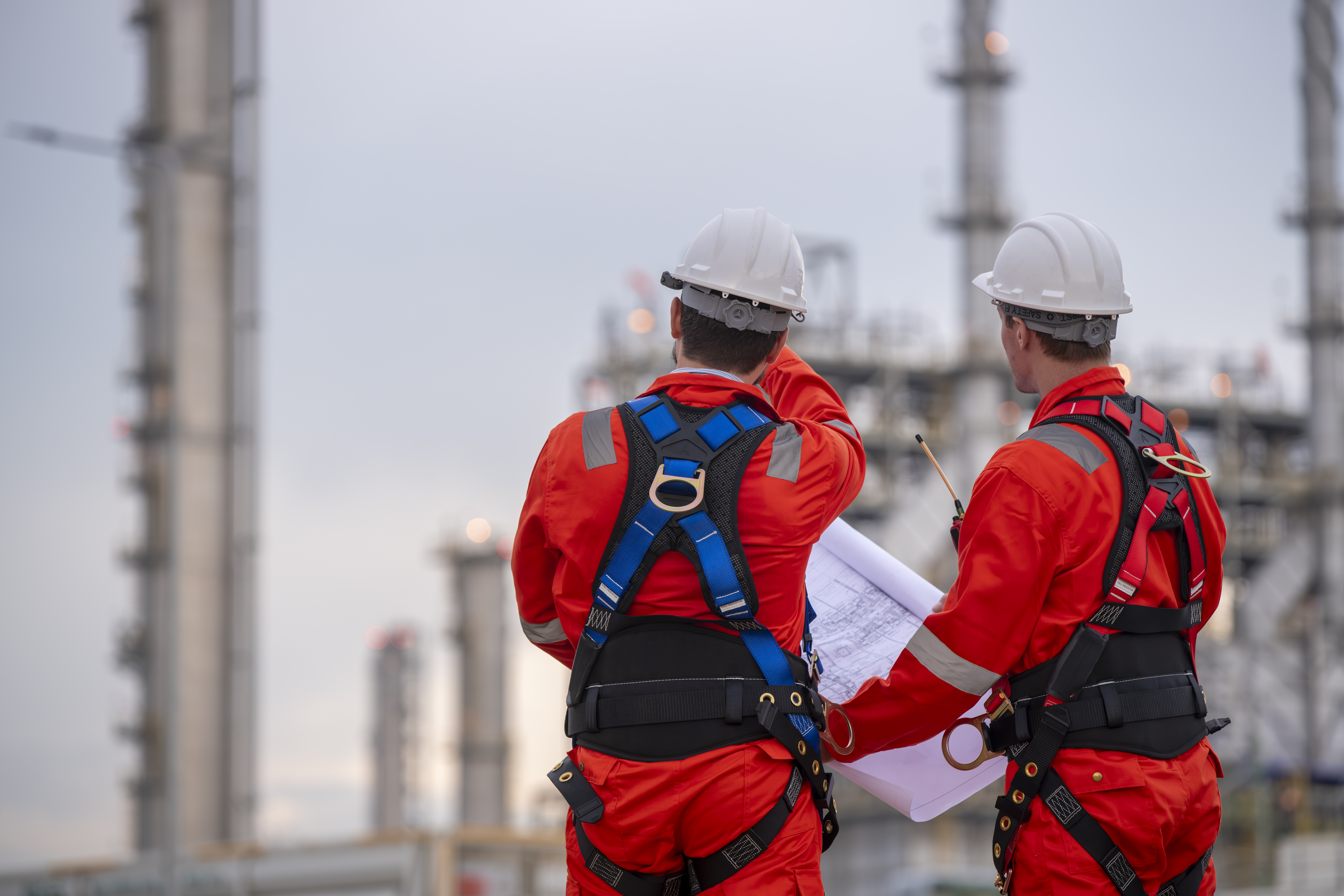 Fall Protection Solutions in the Oil and Gas Industry with Tiger Safety Rentals