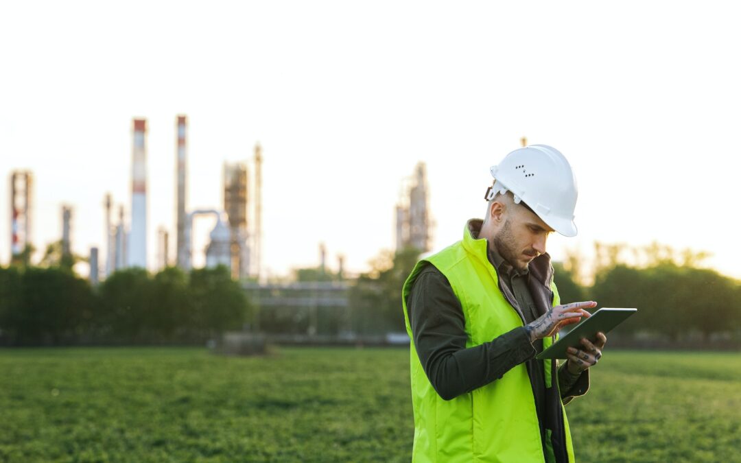 Optimize Oil and Gas Communication with Equipment Rentals
