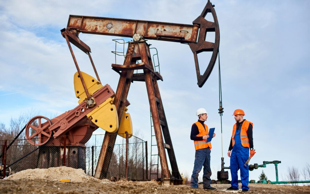 Selecting the Right Lighting Equipment for Oil and Gas Sites