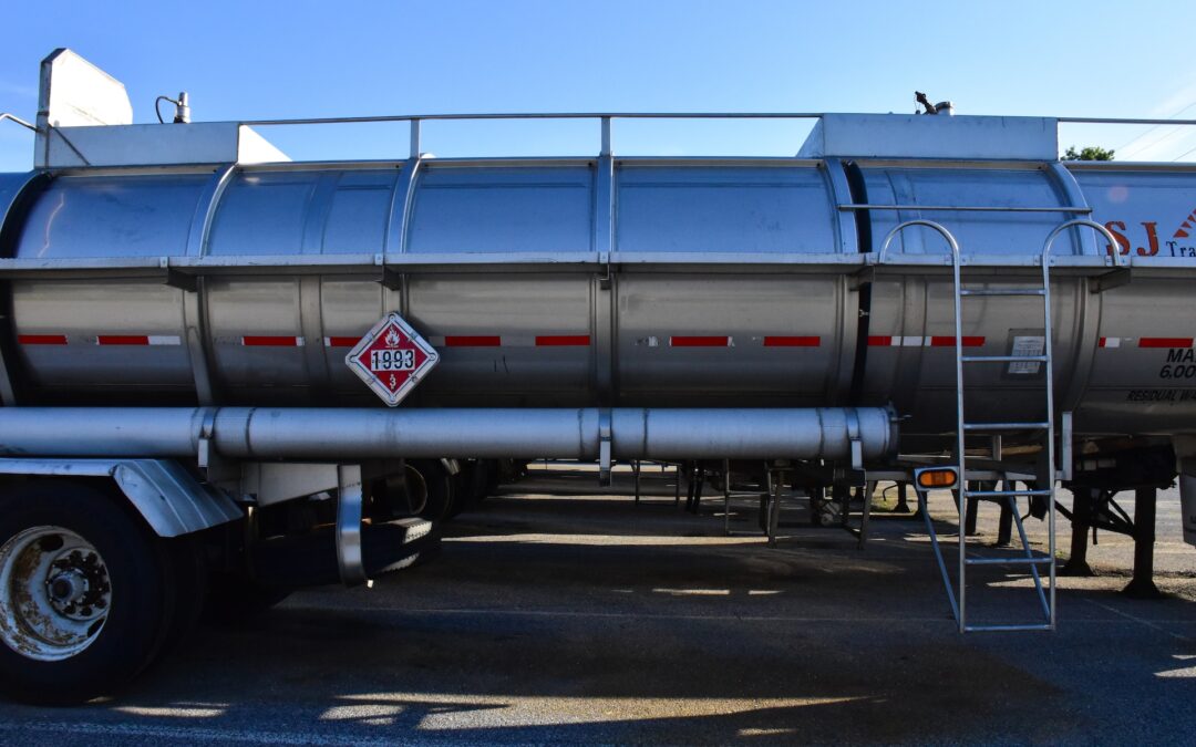 Increasing Efficiency and Safety with Climate-Controlled Trailers in Oil and Gas Operations
